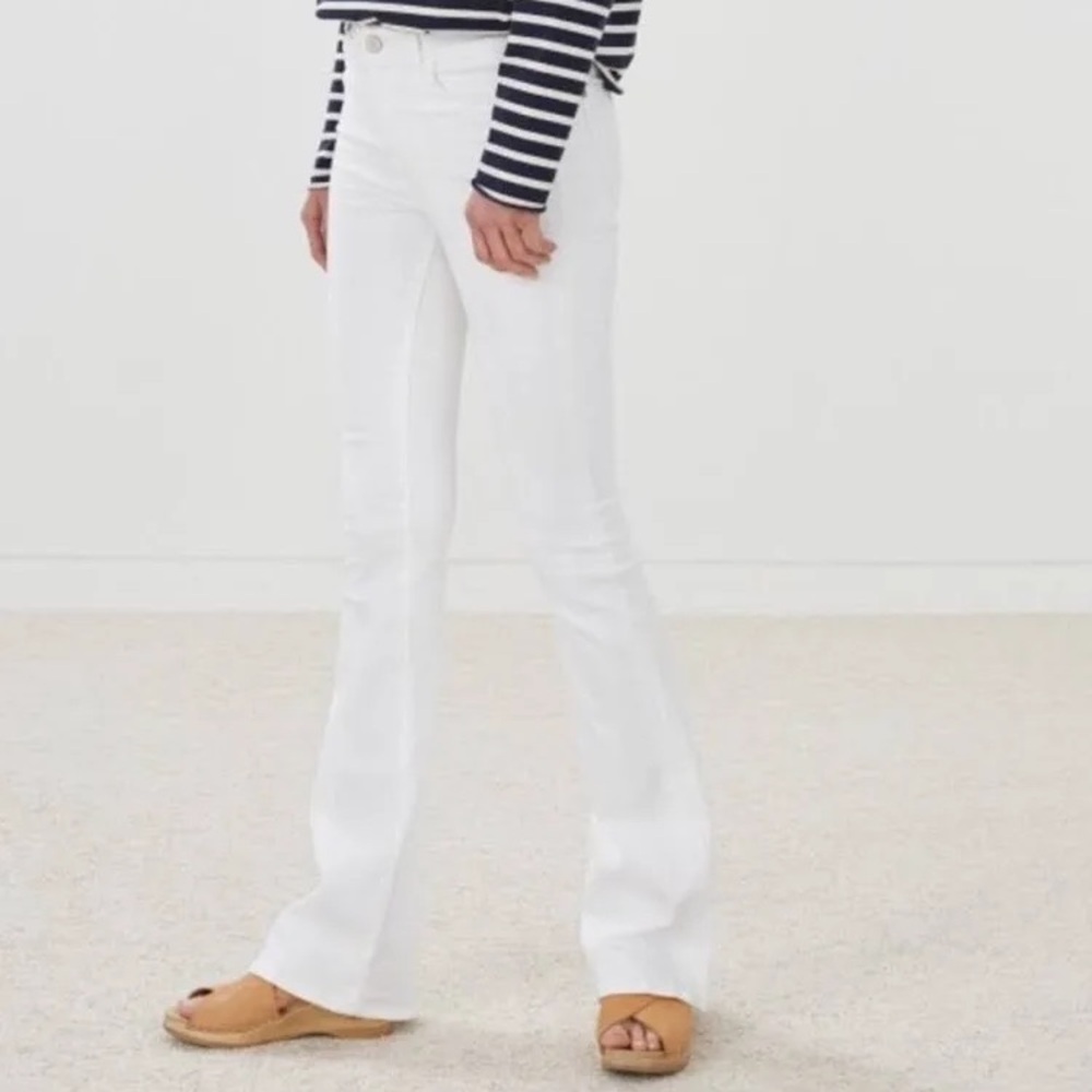 M.i.h. Power White Marakesh Stretch
Slim Kick Flare Boot cut Jean Sz 29
